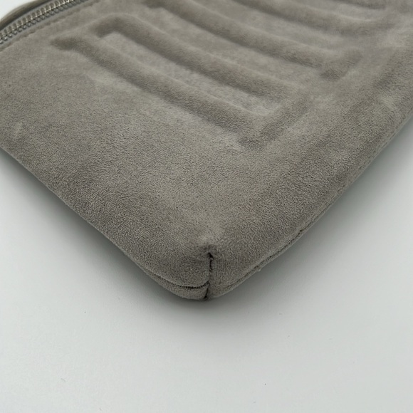 Large Zippered Pouch Clutch Bag - Picture 6 of 9